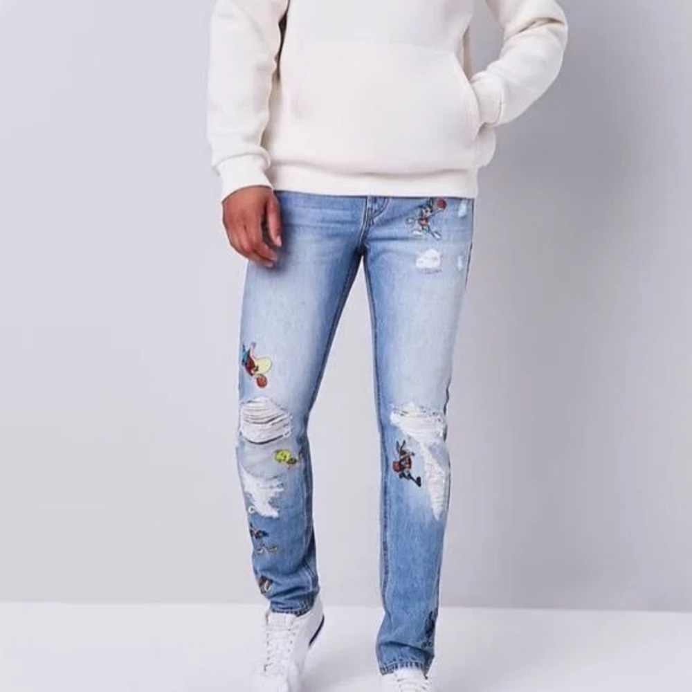 Forever 21 X Space Jam Stonewash Graphic Embroidered Straight Leg Men’s Jeans 31